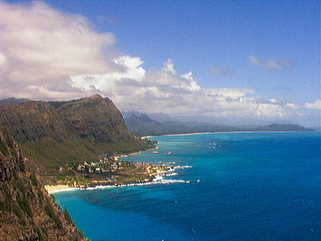 QuadraCam — Kaneohe city skyline flat field blue sky